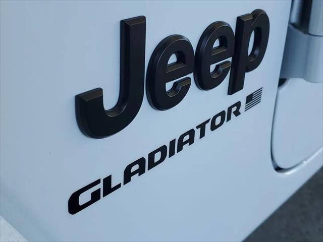 2026 Jeep Gladiator Sport