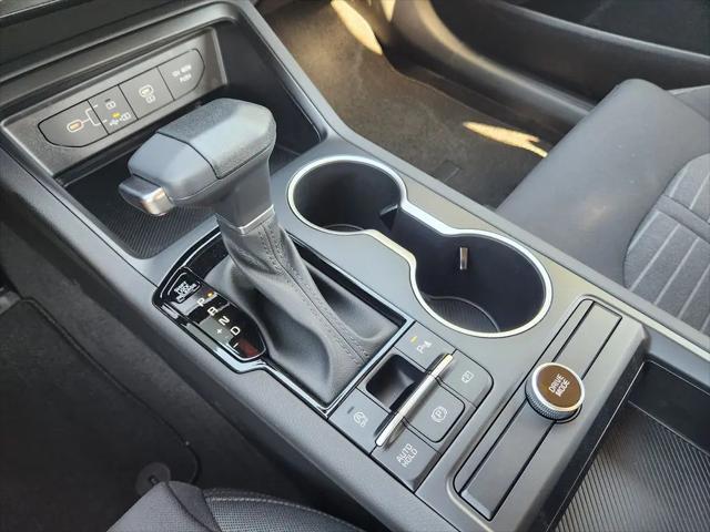 2026 Kia K5 LXS FWD
