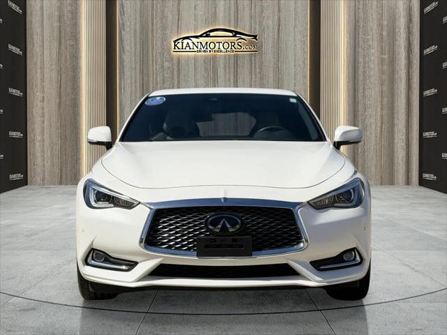 2022 INFINITI Q60 LUXE AWD