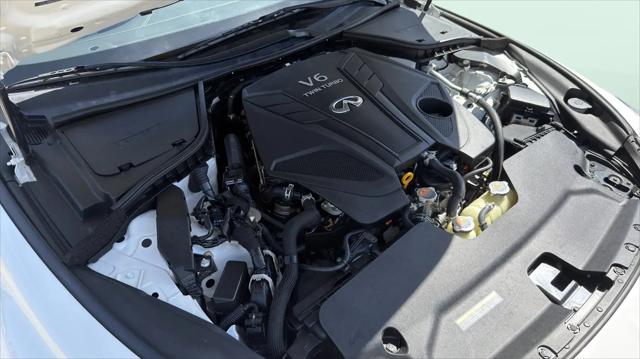 2022 INFINITI Q60 LUXE AWD