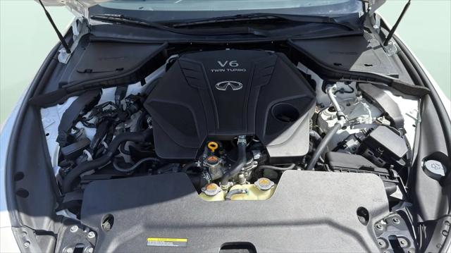 2022 INFINITI Q60 LUXE AWD