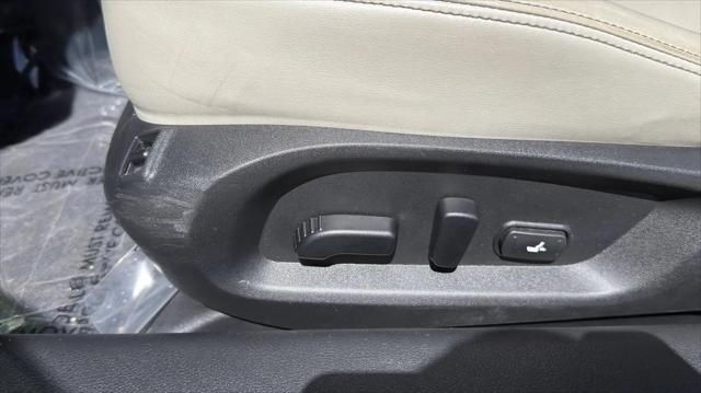 2022 INFINITI Q60 LUXE AWD