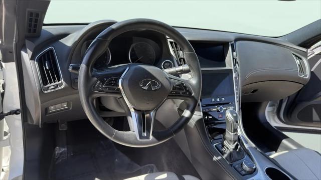 2022 INFINITI Q60 LUXE AWD