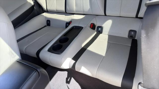 2022 INFINITI Q60 LUXE AWD