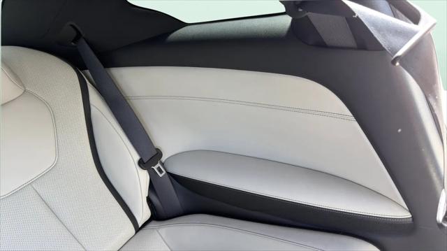 2022 INFINITI Q60 LUXE AWD