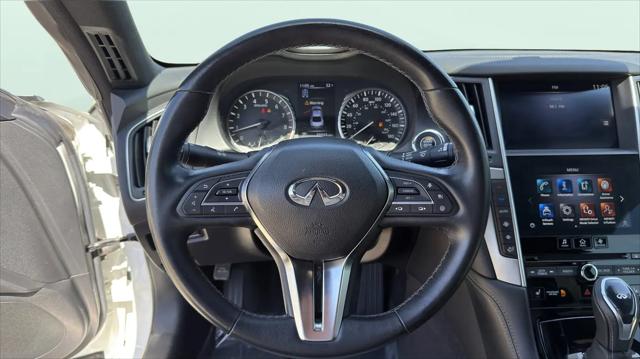 2022 INFINITI Q60 LUXE AWD