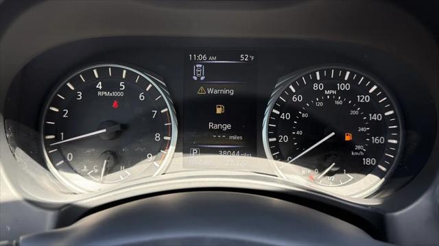 2022 INFINITI Q60 LUXE AWD