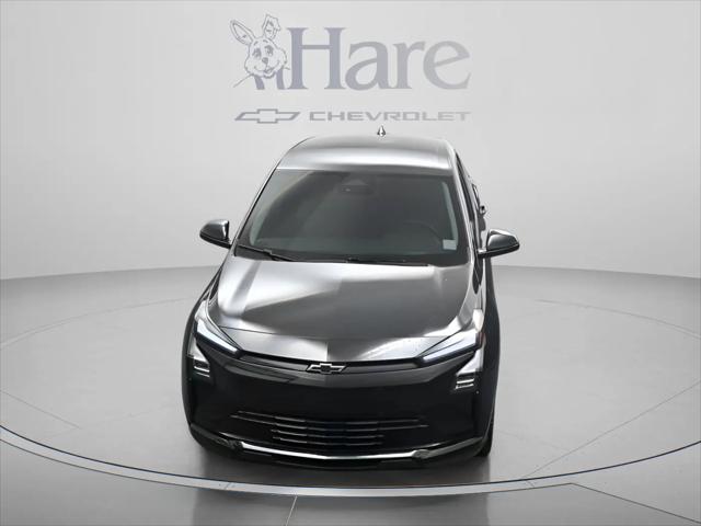 2027 Chevrolet Bolt LT FWD