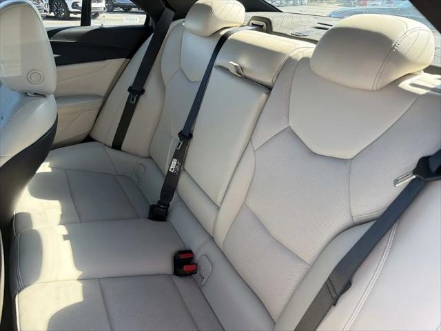 2023 Cadillac CT4 Premium Luxury