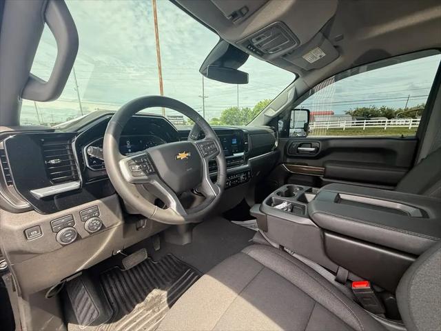 2025 Chevrolet Silverado 3500HD 4WD Regular Cab Long Bed LT