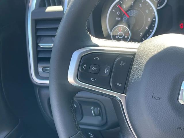 2026 Ram 1500 Big Horn Crew Cab 4x4 5'7" Box
