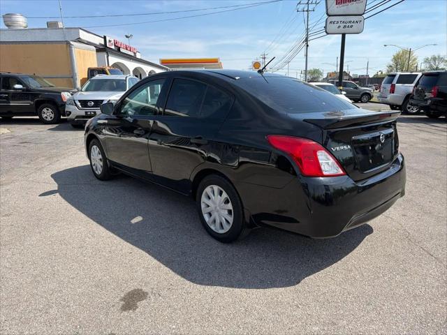 2017 Nissan Versa 1.6 S+