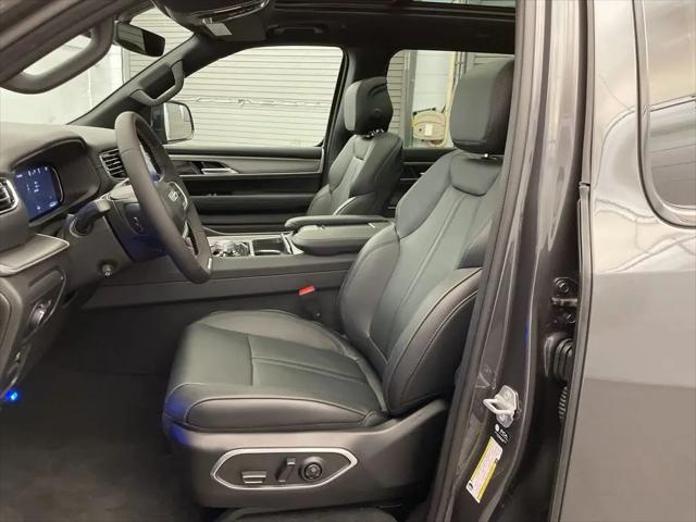 2026 Jeep Grand Wagoneer Upland 4x4