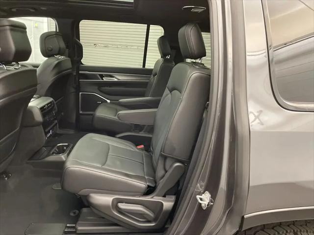 2026 Jeep Grand Wagoneer Upland 4x4
