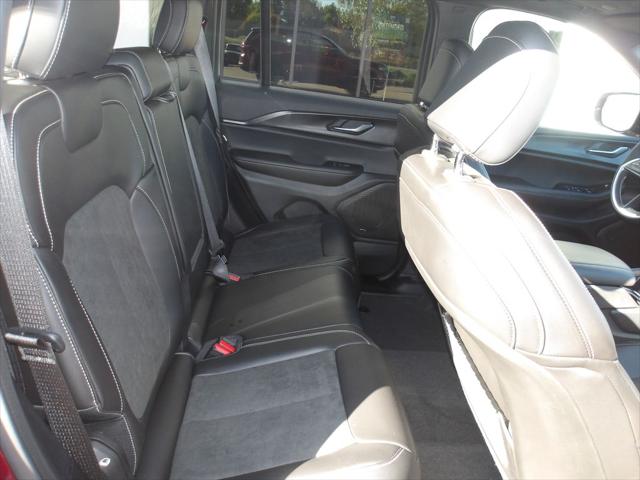 2025 Jeep Grand Cherokee Altitude X 4x4
