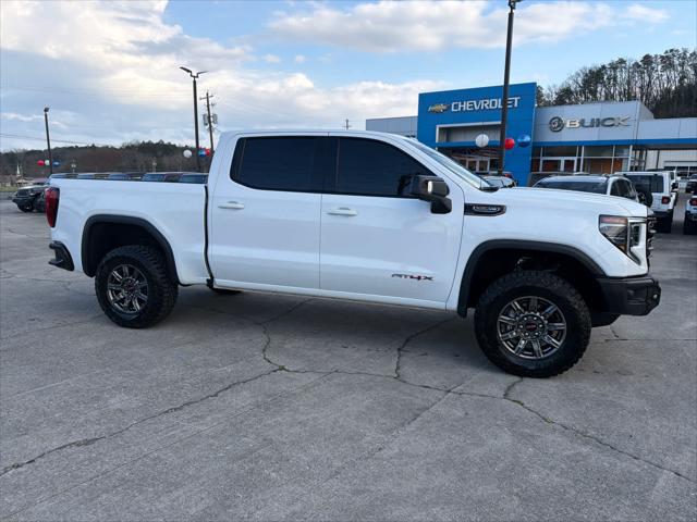 2025 GMC Sierra 1500 4WD Crew Cab Short Box AT4X