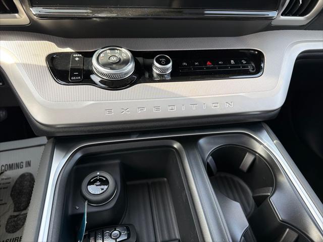 2026 Ford Expedition Max Active MAX