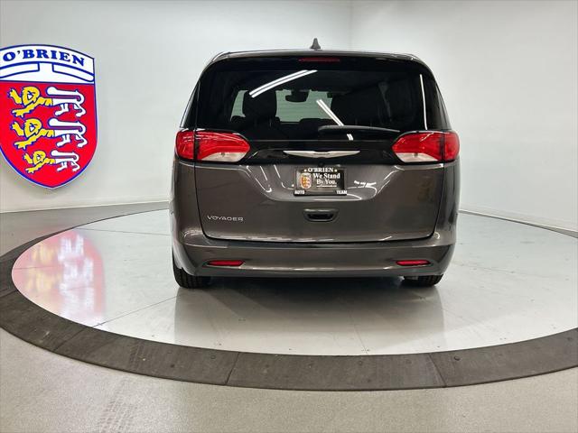 2023 Chrysler Voyager LX