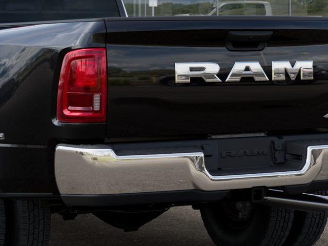 2026 Ram 3500 Tradesman Crew Cab 4x4 8 Box
