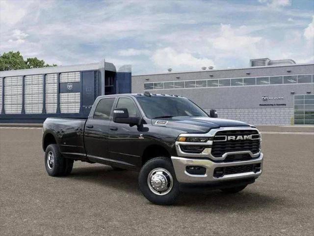 2026 Ram 3500 Tradesman Crew Cab 4x4 8 Box
