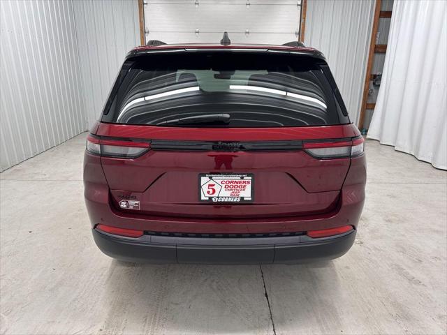 2026 Jeep Grand Cherokee Altitude 4x4