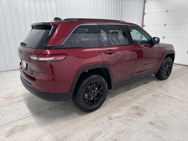 2026 Jeep Grand Cherokee Altitude 4x4