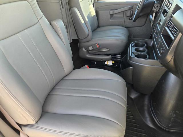 2026 Chevrolet Express Cargo Van 2500 Extended Wheelbase, WT, RWD