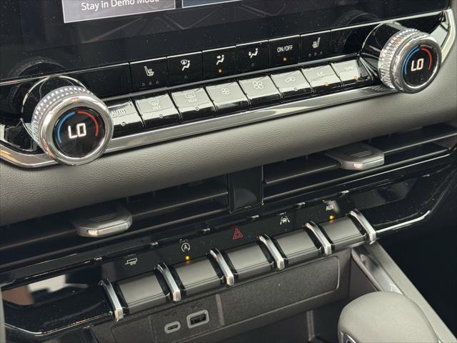 2026 GMC Canyon Elevation, RWD