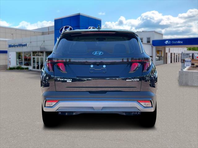 2026 Hyundai Tucson Hybrid Blue SE