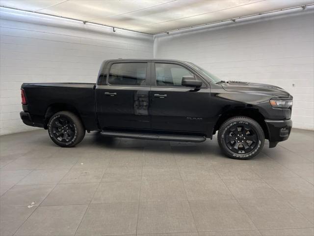 2026 RAM Ram 1500 RAM 1500 EXPRESS CREW CAB 4X4 57 BOX