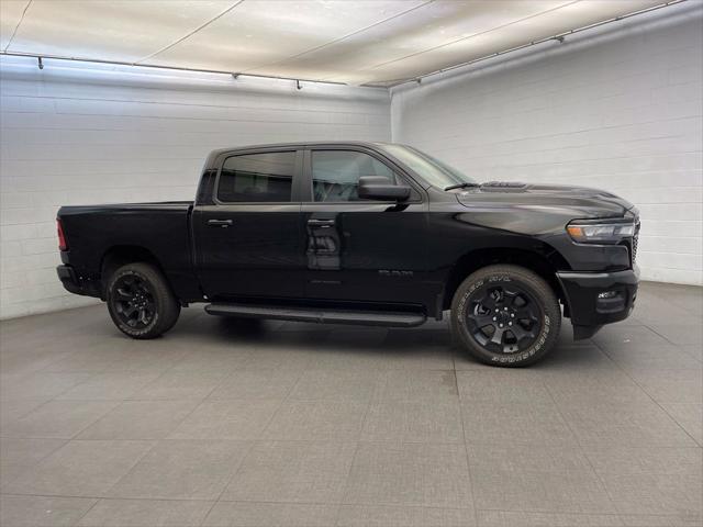 2026 RAM Ram 1500 RAM 1500 EXPRESS CREW CAB 4X4 57 BOX