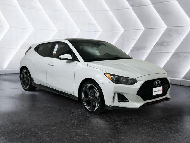 2019 Hyundai Veloster's photo