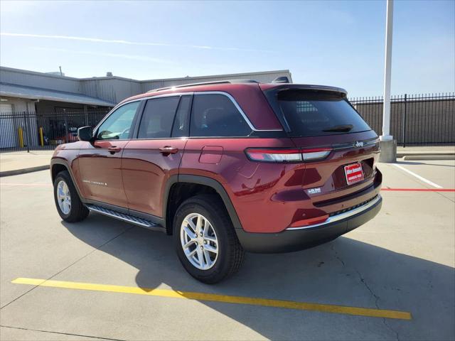 2025 Jeep Grand Cherokee GRAND CHEROKEE LAREDO X 4X2