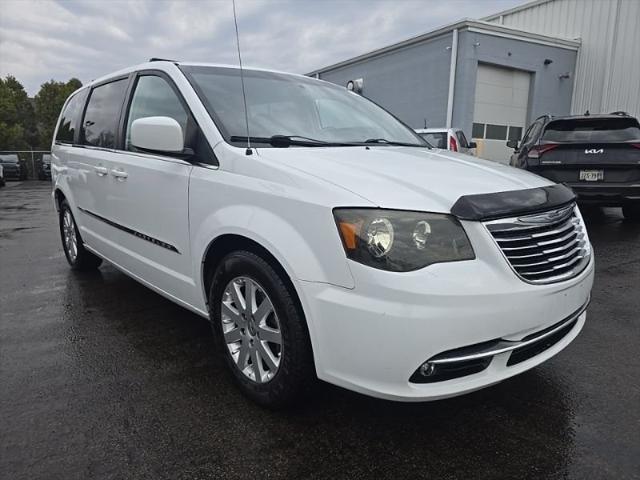 2014 Chrysler Town and Country Touring
