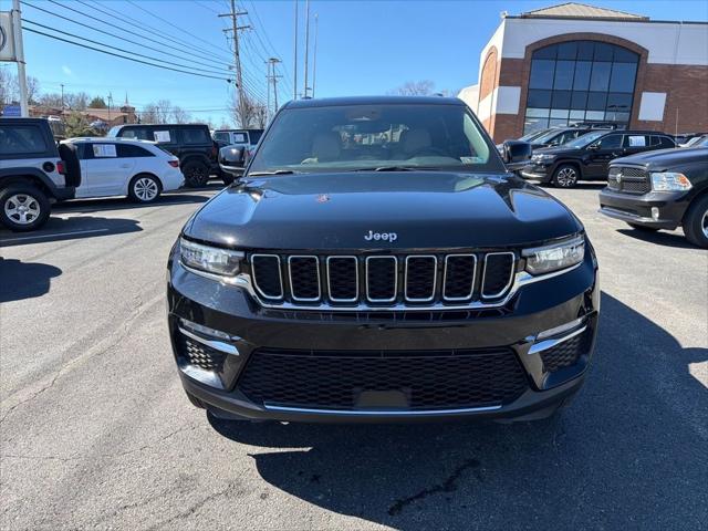2023 Jeep Grand Cherokee Limited 4x4 2023 Jeep Grand Cherokee Limited 4x4