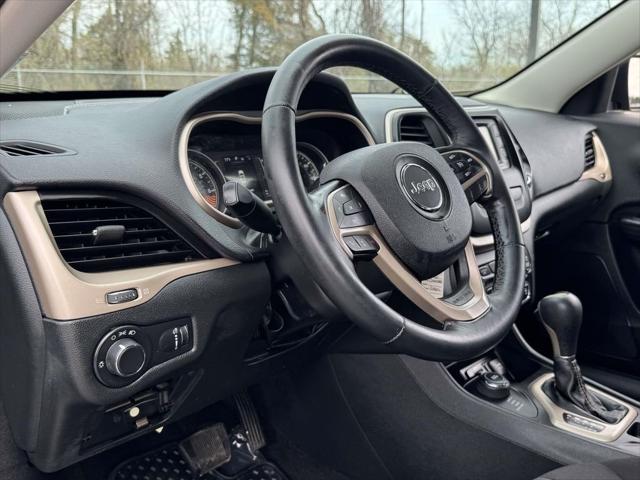 2015 Jeep Cherokee Sport