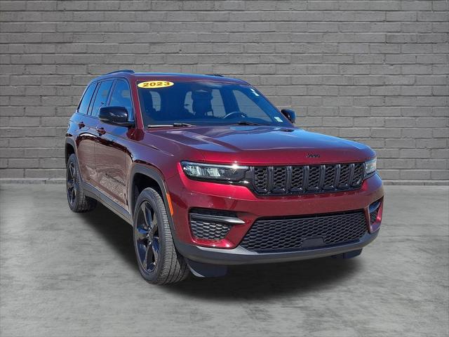 2023 Jeep Grand Cherokee Altitude 4x4 2023 Jeep Grand Cherokee Altitude 4x4