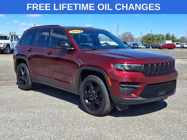 2023 Jeep Grand Cherokee Altitude 4x4 2023 Jeep Grand Cherokee Altitude 4x4