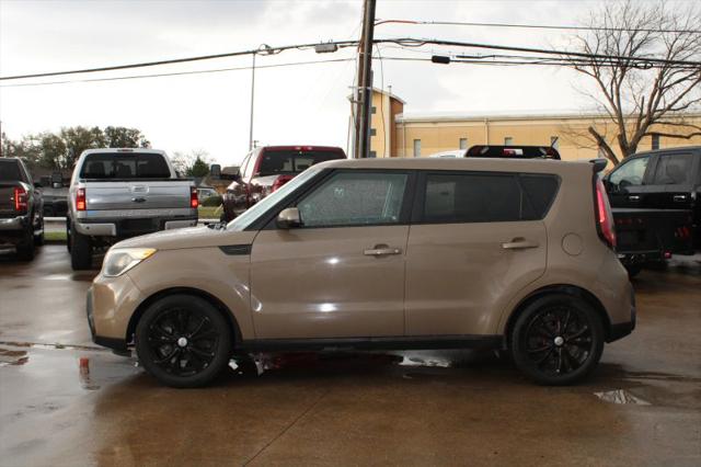 2015 Kia Soul +