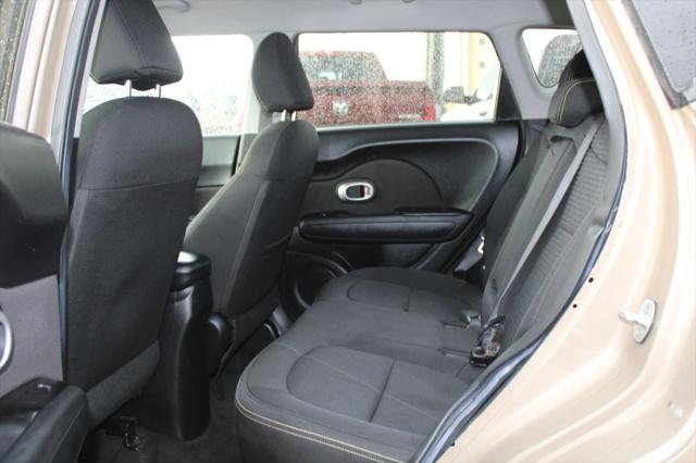 2015 Kia Soul +