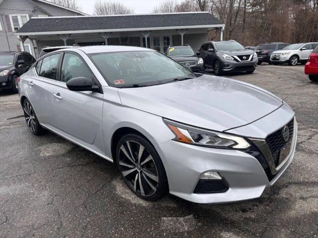 2020 Nissan Altima SR FWD