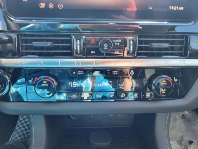 2026 Nissan Pathfinder SL