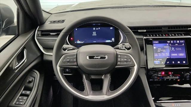 2025 Jeep Grand Cherokee Laredo X 4x4