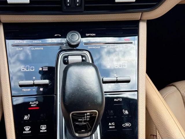 2019 Porsche Cayenne Base