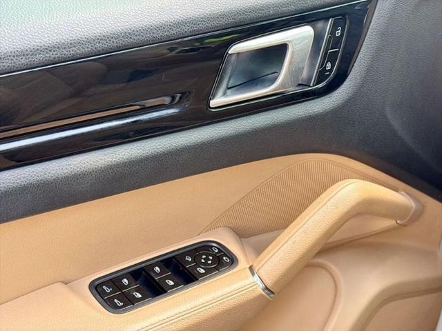 2019 Porsche Cayenne Base