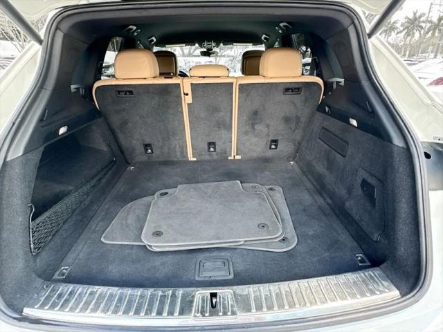 2019 Porsche Cayenne Base