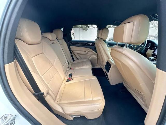 2019 Porsche Cayenne Base