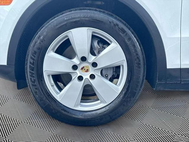 2019 Porsche Cayenne Base