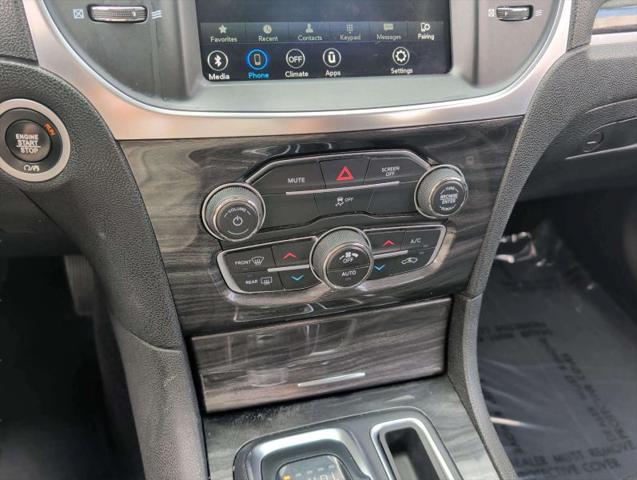 2021 Chrysler 300 Touring