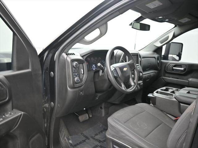 2023 Chevrolet Silverado 2500HD 4WD Crew Cab Standard Bed Custom